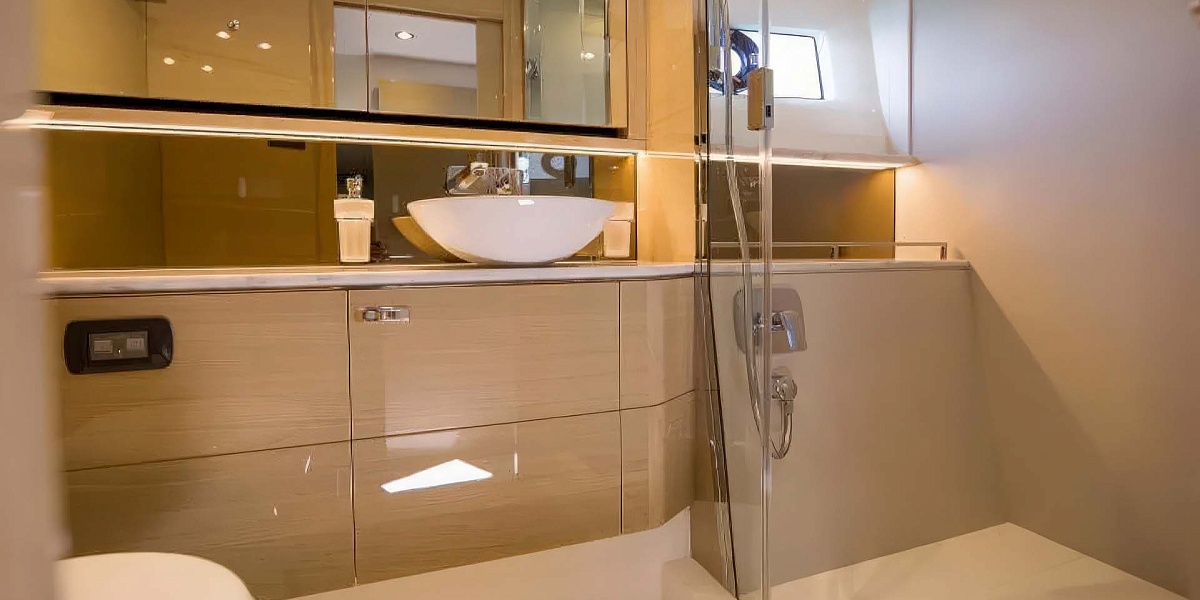 Аренда яхты Princess F55 Risa на Пхукете